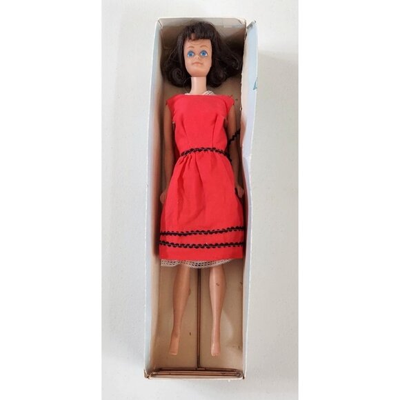 1962 Vintage Midge Barbie Doll #860 Brunette With Box, Dress, And Bathing Suit - Picture 1 of 12
